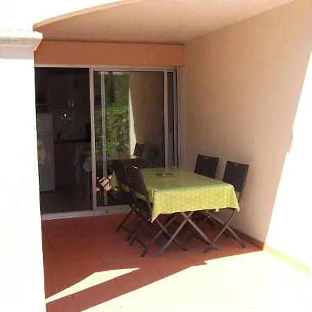 Avenue De St Raphael Апартаменты *