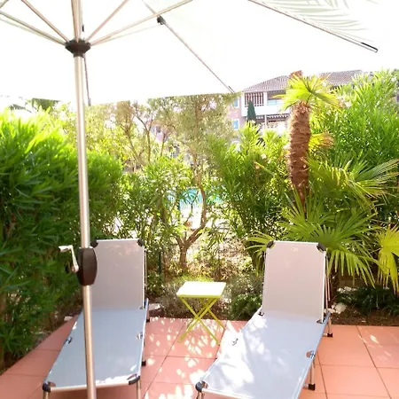 Avenue De St Raphael Апартаменты *
